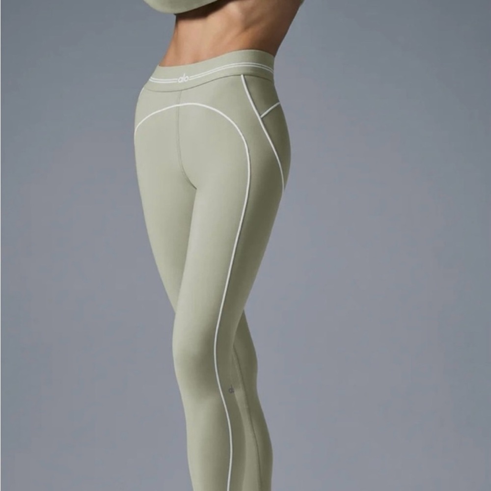 Alo set - Picture 5 of 7